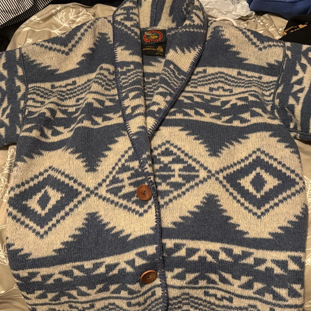 100% wool sweater